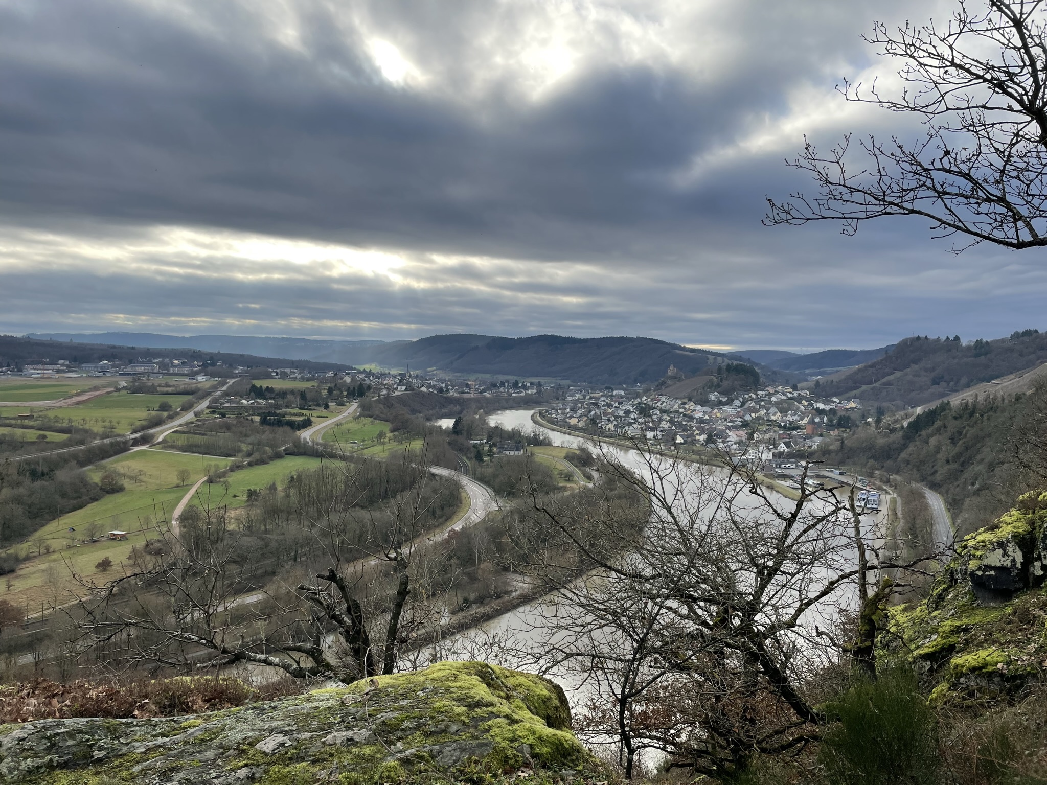 Blick auf Saarburg